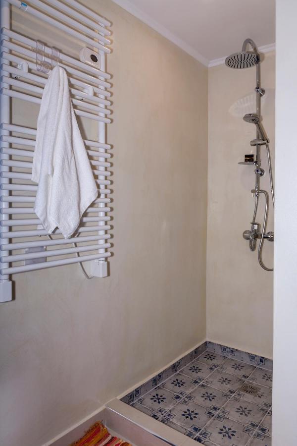 Blue And White Apartment Vipgreece Athens Ngoại thất bức ảnh